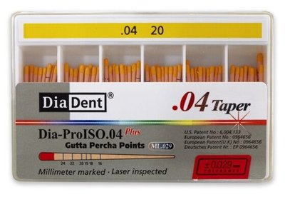 Guttaperčové čepy DiaDent 4% 020