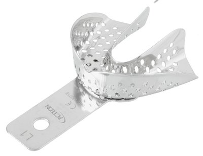 3040_L1 Perforovaná otiskovací lžíce pro dolní čelist, 55x47mm