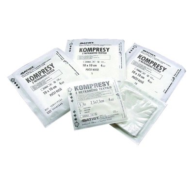 Kompresy z netkaného textilu, 4 vrstvy, sterilní, 7,5 x 7,5 cm - 5 ks