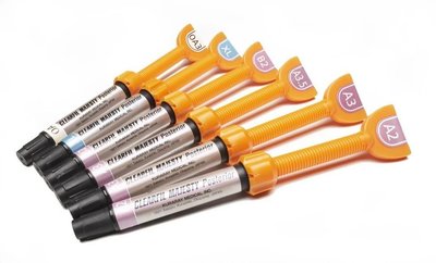 CLEARFIL MAJESTY POSTERIOR 3,6G - WARIANTY