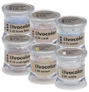 IPS Ivocolor Essence E18 Black