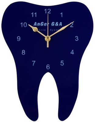 Tooth Shaped Clock hodiny námornícke modré