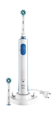 Braun Oral-B PRO 670 CrossAction zubní kartáček