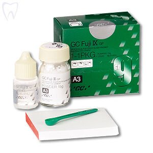 GC Fuji IX GP 3-2 - 3x15g proszek + 2x6,4ml płyn