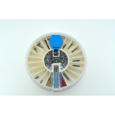 Titanové čepy - sortimentní sada, 18 ks - 1x S1, S2; 1x M1, M4, M5, M6; 2x M2, M3; 1x L1, L2, L3, L4, L5, L6, 1x EL4, EL6, 6 druhů rozšiřovačů o délce 28 mm, křížový a nástrčný klíč, 20 koncovek, zásobník