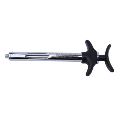 Stříkačka Self aspir. plast/kov 2.2 ml -metr.závit