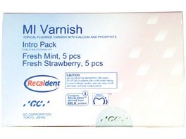 GC MI Varnish™ - Packung 35 x 0,4 ml Erdbeere, 50 Einmalpinsel