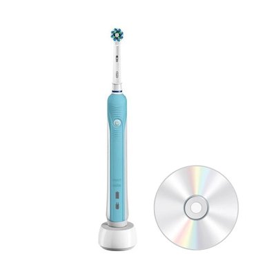 Oral-B PRO 500 CrossAction Starter Kit oscilační kartáček