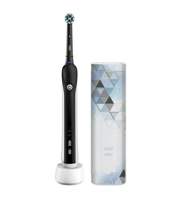 Oral-B PRO 750 CrossAction Black oscilační kartáček + cestovní pouzdro