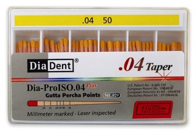 Guttaperčové čepy DiaDent 4% 050