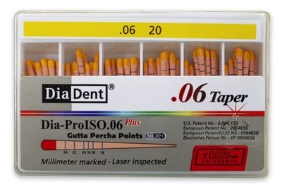 Guttaperčové čepy DiaDent 6% 020