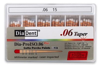 Guttaperčové čepy DiaDent 6% 015