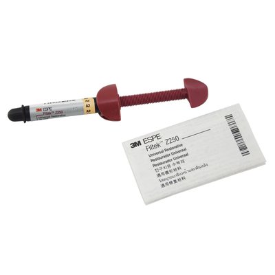 3M/Solventum Filtek Z250 Syringe A2 4g 1ks