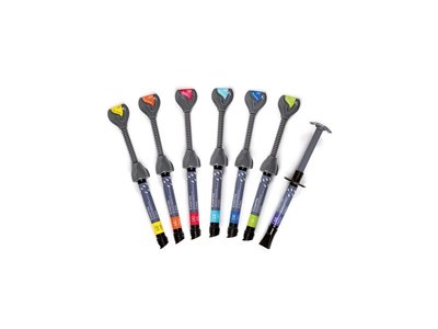 GC Essentia - kompozitní materiál 2ml