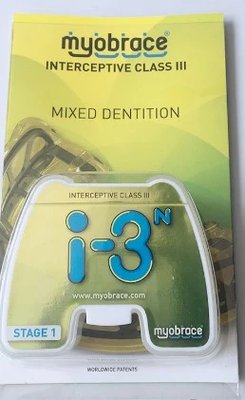 Trainer I-3N Medium (średni przezroczysty) FOR CLASS III (5-9 lat) faza I