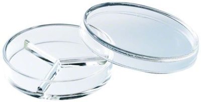 Petriho miska se 3 přihrádkami