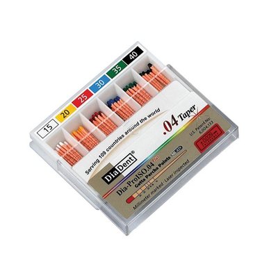 Kalibrované gutaperčové čepy 045 DiaDent 0,4, 60 ks