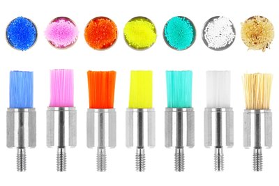 Szczoteczka Young - kielich pełny 100 szt. COTISEN - czerwony