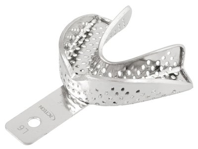 3041_L6 Perforovaná otiskovací lžíce pro spodní čelist, 78x61mm