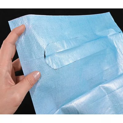 Śliniaki stomatologiczne tłoczone z kieszonką 36x60cm 50szt