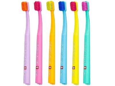 Zubní kartáček Curaprox Smart CS 7600, Ultra Soft, v blistru, 1 ks