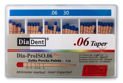 Guttaperčové čepy DiaDent 6% 030