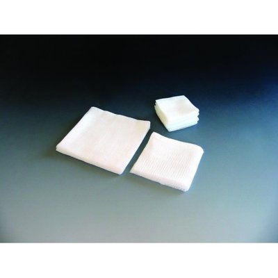 Kompresy z gázy - klasické, 17 nití/cm2, 8 vrstev, 5 x 5 cm, 100 ks - nesterilní Batist