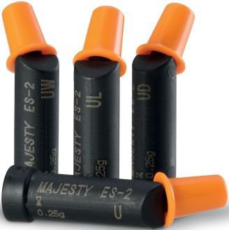 Clearfil Majesty ES-2 Universal U PLT