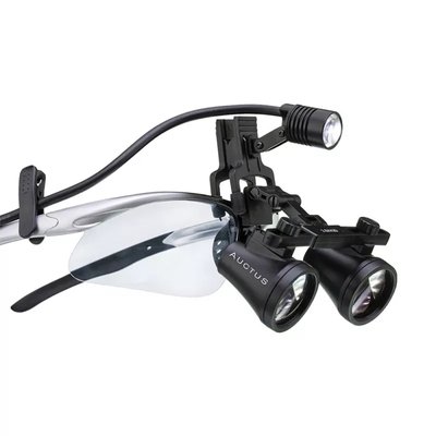 Lupa Seliga AUCTUS lupy typu Flip-up (uchylne). Ramka E z LED