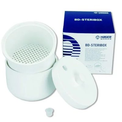 BD Steribox , výška 12cm, Ø 8cm,