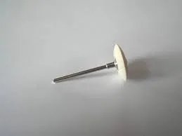 Kotouč plstěný čočka HP 19 mm