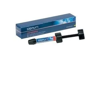SIGNUM COMPOSITE margin M1, stříkačka 4g