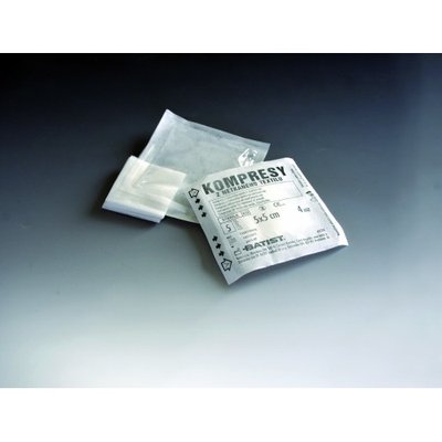 Kompresy z netkaného textilu, 4 vrstvy 5x 5 cm, 100 ks Batist
