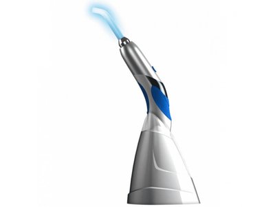 ACTEON SATELEC ScanWave - Výkon 1500-2200 mW/cm², široké světelné spektrum 390-505 nm