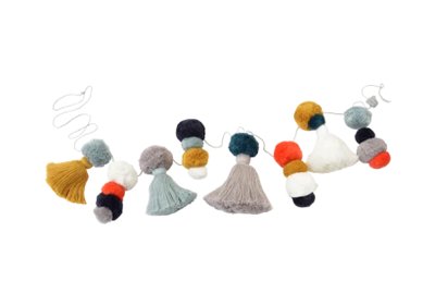 Kikadu girlanda se střapci