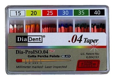 Guttaperčové čepy DiaDent 4% 015-040