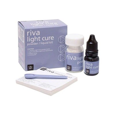 SDI Riva Light Cure prášek 15 g a tekutina 7,2 ml