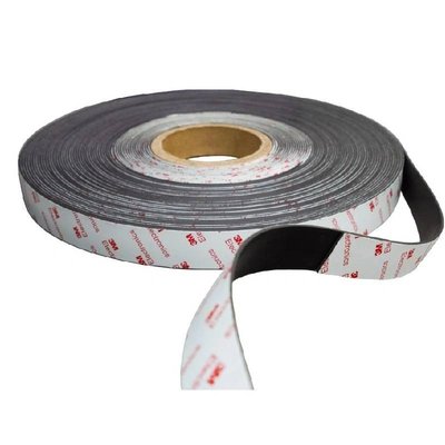 Magnetický pásek samolepicí 3M, 25 x 1,5 mm, s opačným pólováním A, délka 25 m