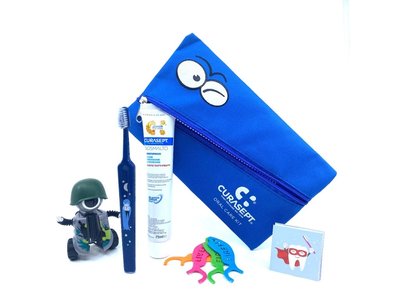 ,, TOOTHY JUNIOR,, cestovní set