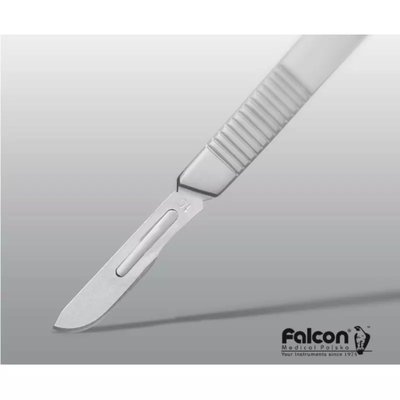 Chirurgia - Falcon