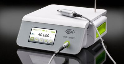 Implantmed Plus W&H - fizjodyspenser z kątnicą 20:1 z podświetleniem + sterownik przewodowy