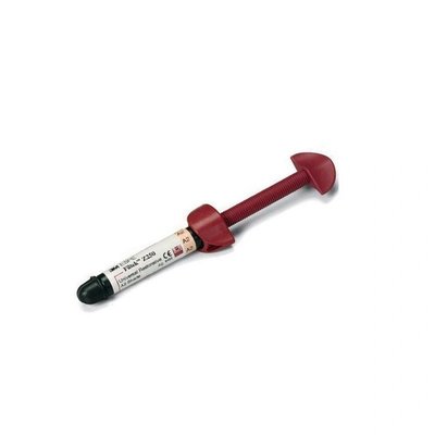 Filtek Z250, stříkačka 4 g