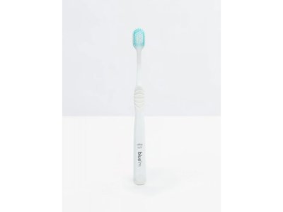 Blue®m zubní kartáček D2D ultra soft