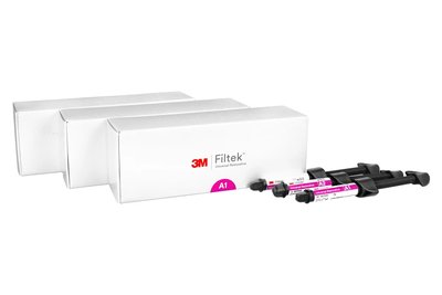 Filtek Universal Restorative 4 g 3M - A1